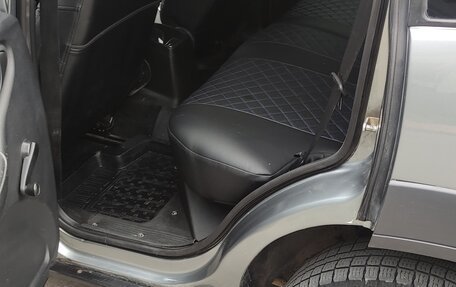 Chevrolet Niva I рестайлинг, 2011 год, 610 000 рублей, 3 фотография