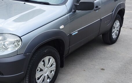 Chevrolet Niva I рестайлинг, 2011 год, 610 000 рублей, 8 фотография