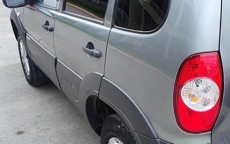 Chevrolet Niva I рестайлинг, 2011 год, 610 000 рублей, 11 фотография
