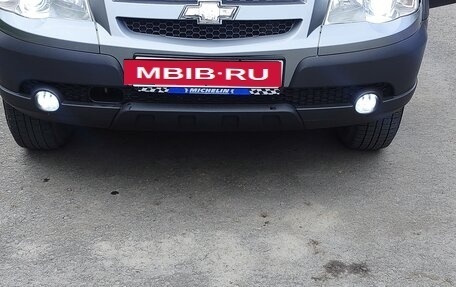 Chevrolet Niva I рестайлинг, 2011 год, 610 000 рублей, 5 фотография