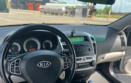 KIA cee'd I рестайлинг, 2009 год, 660 000 рублей, 15 фотография
