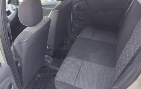 Renault Logan I, 2010 год, 580 000 рублей, 6 фотография