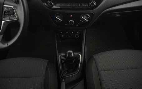 Hyundai Solaris II рестайлинг, 2022 год, 1 569 000 рублей, 18 фотография