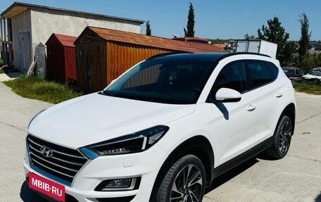 Hyundai Tucson III, 2019 год, 3 000 000 рублей, 1 фотография