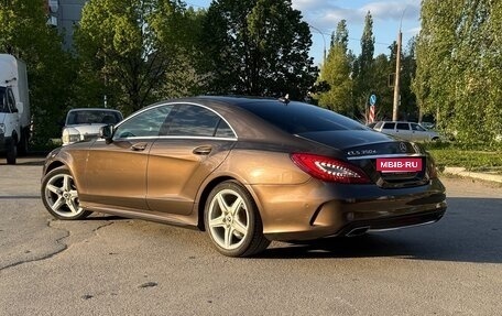 Mercedes-Benz CLS, 2015 год, 3 400 000 рублей, 2 фотография