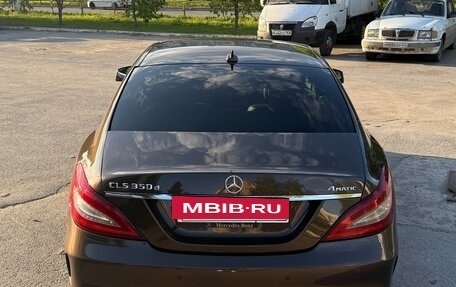 Mercedes-Benz CLS, 2015 год, 3 400 000 рублей, 4 фотография