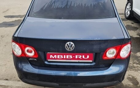 Volkswagen Jetta VI, 2010 год, 750 000 рублей, 3 фотография