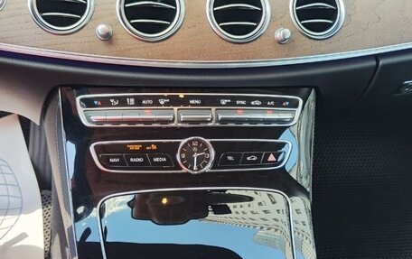 Mercedes-Benz E-Класс, 2020 год, 4 200 000 рублей, 10 фотография