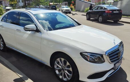 Mercedes-Benz E-Класс, 2020 год, 4 200 000 рублей, 3 фотография