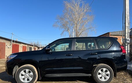 Toyota Land Cruiser Prado 150 рестайлинг 2, 2019 год, 5 935 000 рублей, 4 фотография