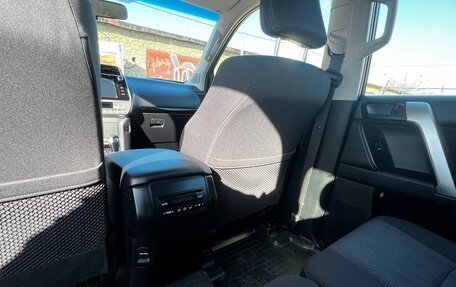 Toyota Land Cruiser Prado 150 рестайлинг 2, 2019 год, 5 935 000 рублей, 18 фотография