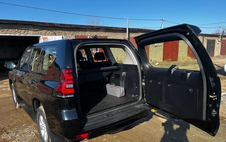 Toyota Land Cruiser Prado 150 рестайлинг 2, 2019 год, 5 935 000 рублей, 21 фотография