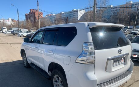 Toyota Land Cruiser Prado 150 рестайлинг 2, 2010 год, 2 390 000 рублей, 3 фотография