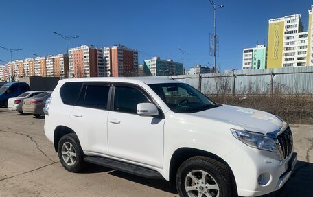 Toyota Land Cruiser Prado 150 рестайлинг 2, 2010 год, 2 390 000 рублей, 5 фотография