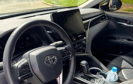 Toyota Camry, 2023 год, 3 250 000 рублей, 4 фотография