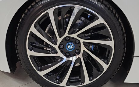 BMW i8 I рестайлинг, 2016 год, 6 500 000 рублей, 7 фотография