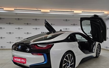 BMW i8 I рестайлинг, 2016 год, 6 500 000 рублей, 5 фотография