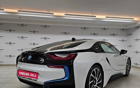 BMW i8 I рестайлинг, 2016 год, 6 500 000 рублей, 6 фотография