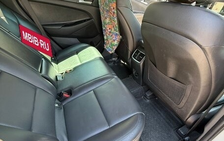 Hyundai Tucson III, 2019 год, 3 000 000 рублей, 13 фотография