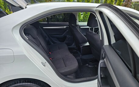 Skoda Octavia, 2017 год, 1 100 000 рублей, 4 фотография