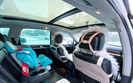 Volkswagen Touareg III, 2011 год, 2 000 000 рублей, 6 фотография
