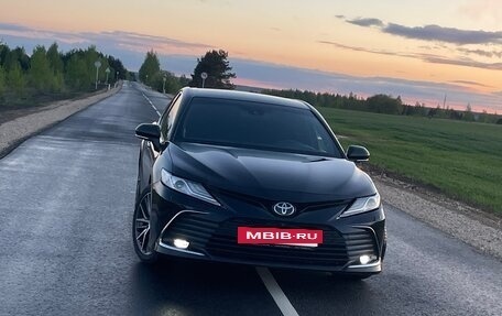 Toyota Camry, 2020 год, 4 500 000 рублей, 4 фотография