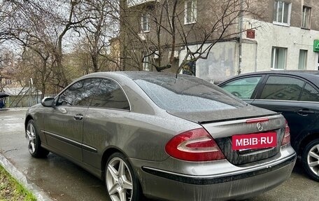 Mercedes-Benz CLK-Класс, 2003 год, 900 000 рублей, 4 фотография
