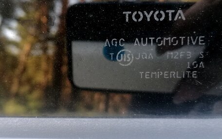 Toyota Prius, 2011 год, 1 100 000 рублей, 2 фотография