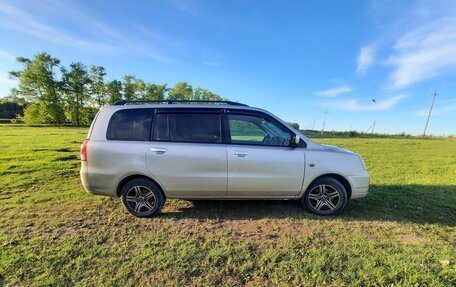 Mitsubishi Dion I рестайлинг, 2000 год, 420 000 рублей, 3 фотография