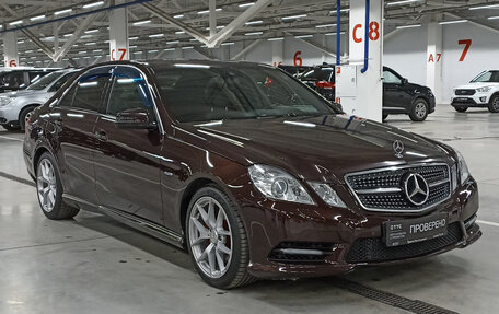 Mercedes-Benz E-Класс, 2011 год, 1 359 950 рублей, 3 фотография