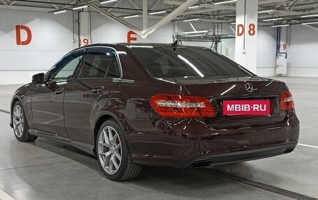Mercedes-Benz E-Класс, 2011 год, 1 359 950 рублей, 8 фотография