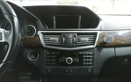 Mercedes-Benz E-Класс, 2011 год, 1 359 950 рублей, 18 фотография