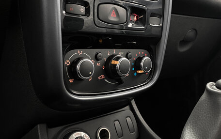 Renault Duster I рестайлинг, 2013 год, 889 000 рублей, 18 фотография