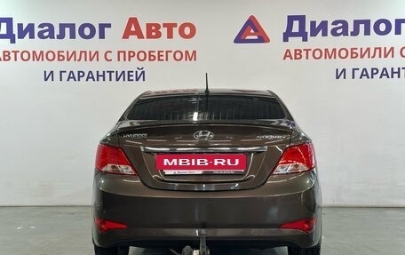 Hyundai Solaris II рестайлинг, 2015 год, 957 000 рублей, 3 фотография