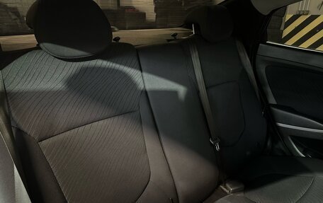 Hyundai Solaris II рестайлинг, 2015 год, 957 000 рублей, 12 фотография