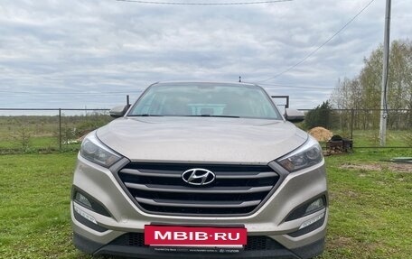 Hyundai Tucson III, 2017 год, 1 750 000 рублей, 2 фотография