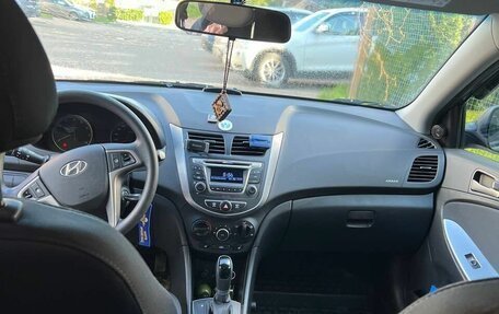 Hyundai Solaris II рестайлинг, 2016 год, 1 140 000 рублей, 10 фотография