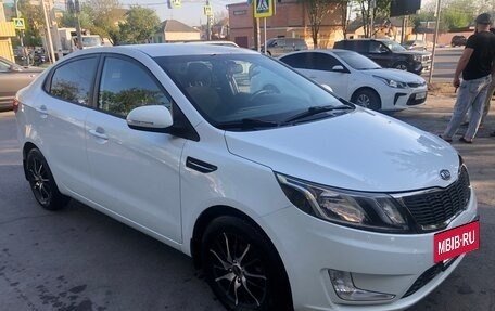 KIA Rio III рестайлинг, 2012 год, 980 000 рублей, 3 фотография