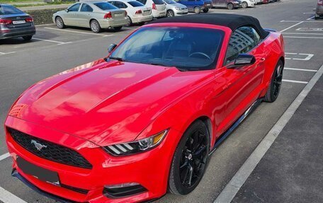 Ford Mustang VI рестайлинг, 2015 год, 2 700 000 рублей, 3 фотография