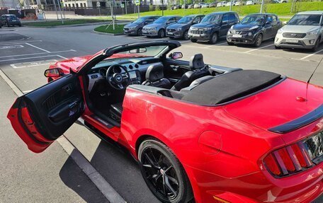 Ford Mustang VI рестайлинг, 2015 год, 2 700 000 рублей, 10 фотография