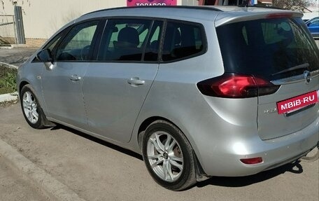 Opel Zafira C рестайлинг, 2012 год, 1 250 000 рублей, 4 фотография