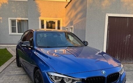 BMW 3 серия, 2018 год, 2 890 000 рублей, 2 фотография