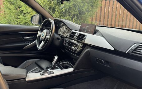 BMW 3 серия, 2018 год, 2 890 000 рублей, 11 фотография