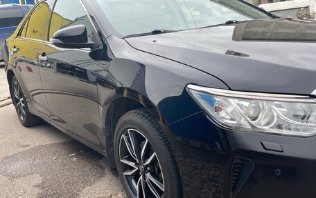 Toyota Camry, 2015 год, 1 990 000 рублей, 2 фотография