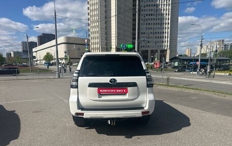 Toyota Land Cruiser Prado 150 рестайлинг 2, 2020 год, 6 100 000 рублей, 8 фотография