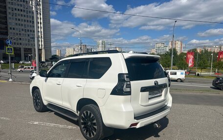 Toyota Land Cruiser Prado 150 рестайлинг 2, 2020 год, 6 100 000 рублей, 14 фотография