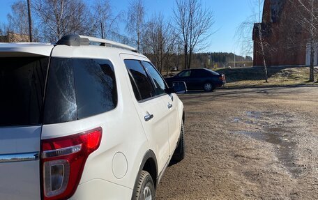 Ford Explorer VI, 2012 год, 1 400 000 рублей, 3 фотография