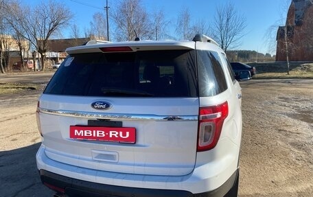 Ford Explorer VI, 2012 год, 1 400 000 рублей, 2 фотография
