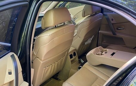 BMW 5 серия, 2004 год, 850 000 рублей, 15 фотография