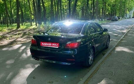 BMW 5 серия, 2004 год, 850 000 рублей, 32 фотография